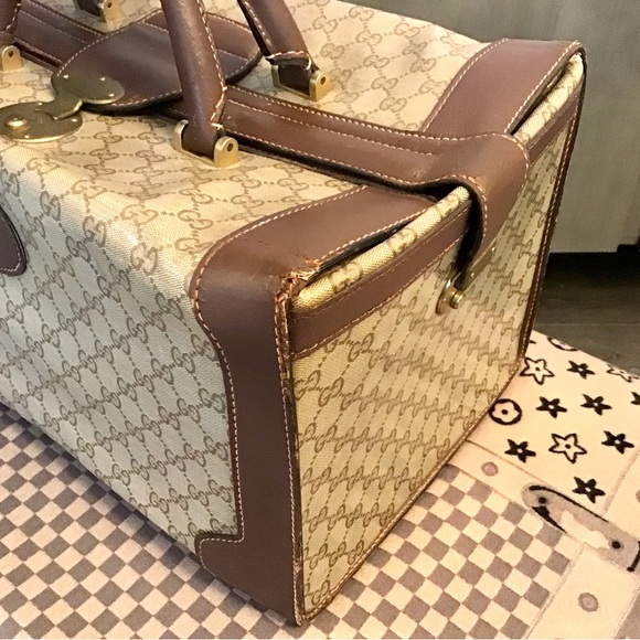 Gucci Travel Train Cases - Picture 7 of 16